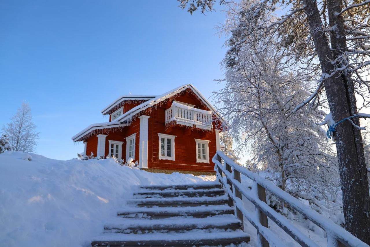 Отель Kakslauttanen Arctic Resort - Igloos and Chalets Саариселькя-22