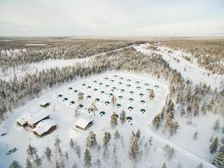 Отель Kakslauttanen Arctic Resort - Igloos and Chalets Саариселькя Большое стеклянное иглу (для 4 взрослых)-1