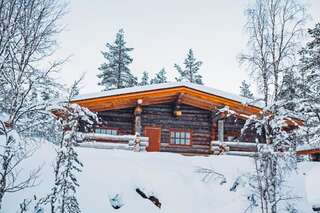 Отель Kakslauttanen Arctic Resort - Igloos and Chalets Саариселькя Просторное шале (для 6 взрослых)-1