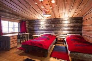 Отель Kakslauttanen Arctic Resort - Igloos and Chalets Саариселькя Просторное шале (для 6 взрослых)-5